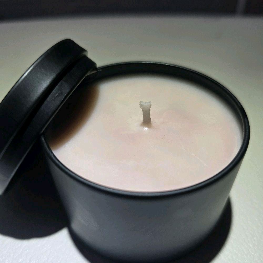 Black Violet & Saffron - Premium 4oz Fragrance Candle